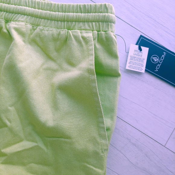 VOLCOM NEW Strutin Stone Shorts Island Green - Picture 6 of 12